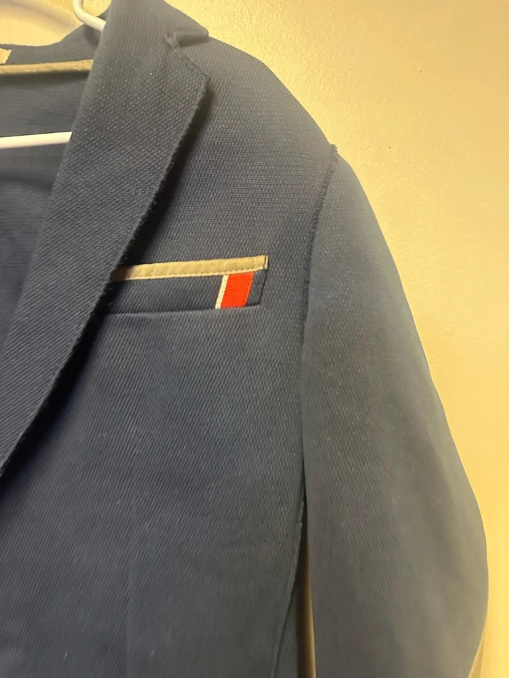 Vtg Zara Man Navy Knit Blazer with Red & Gray Chest Trim